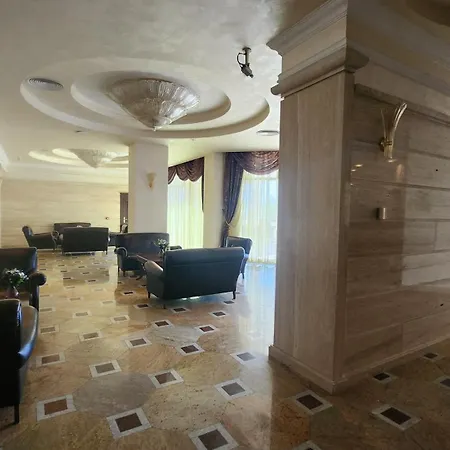 Sunset C8-24 Apartment