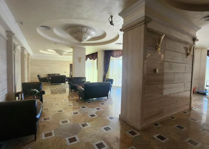 Sunset C8-24 Apartment