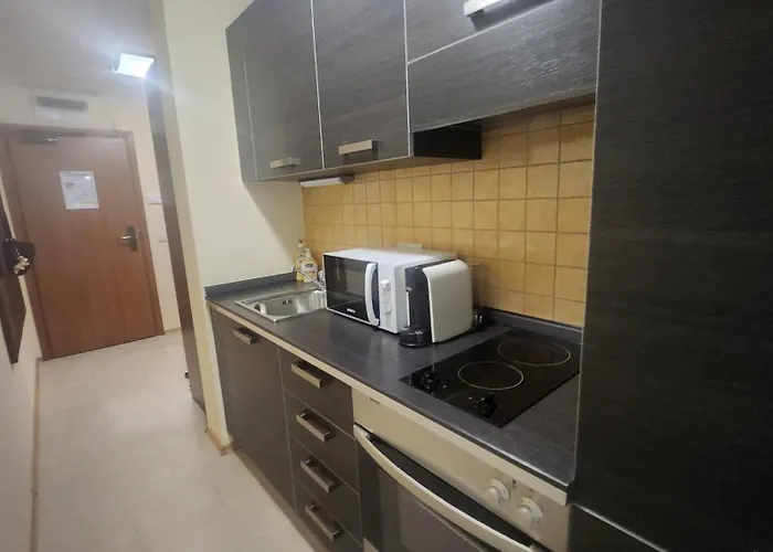 Sunset C8-24 Pomorie